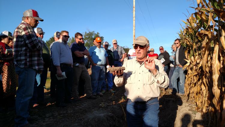 Keynote speaker Barry Fisher, USDA NRCS Central Regional Soil Health Team Leader, spoke on Soil Health at the 2015 Hillsdale County Nutrient Management Field Day | Photo by Shelby Burlew, MSU Extension