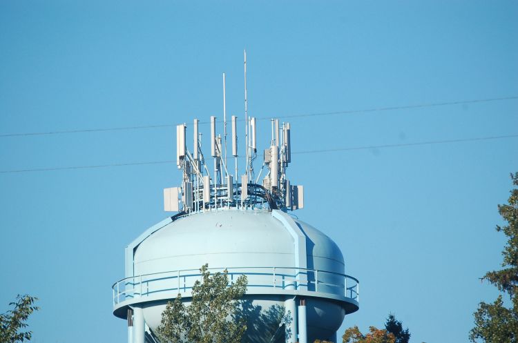 Benzonia Water Tower: Antenna Collocate. Photo credit: Kurt Schindler l MSU Extension