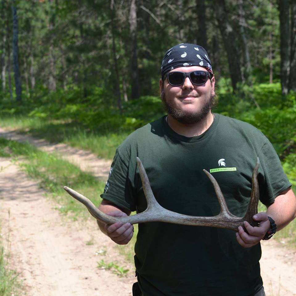 Undergraduate student Waldemar Ortiz participated in fisheries and wildlife research.