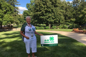 Babbitt shows commitment to local and state 4-H programs