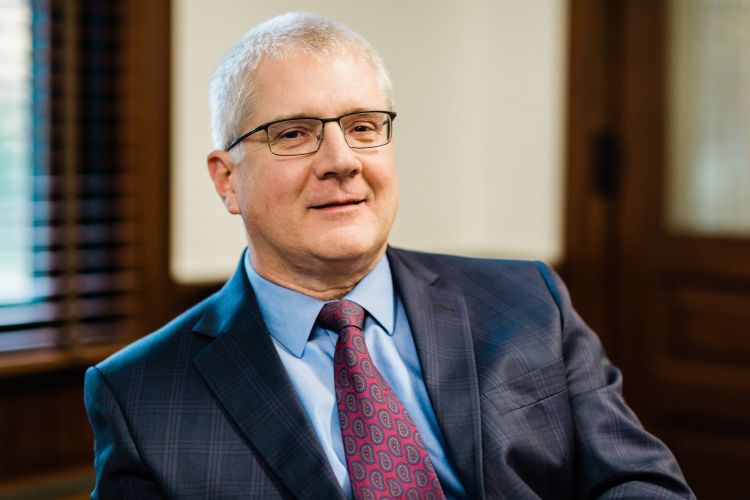 CANR Dean Ron Hendrick