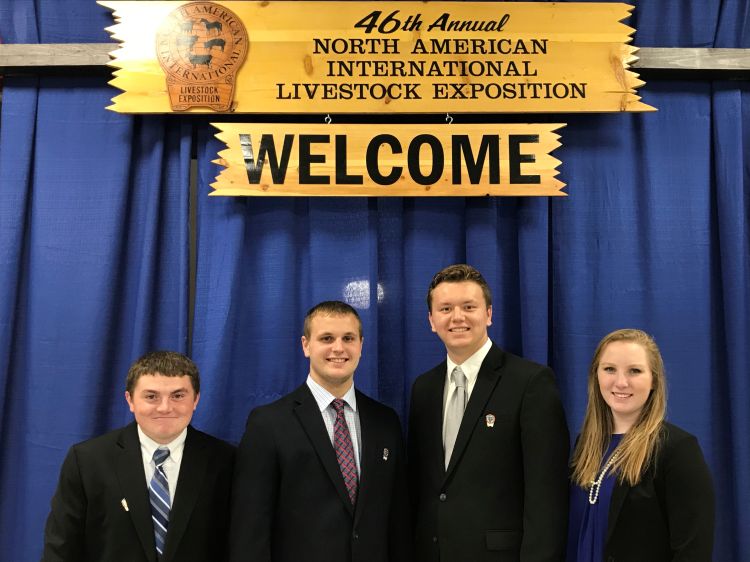 Michigan 4-H team at NAILE