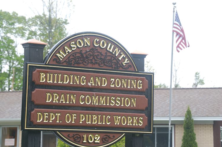 Local government has opportunities to lead discussions about urban agriculture and local food production, and work to accommodate this economic activity. l MSU Extension