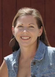 Laux honored as outstanding 4-H agriculture volunteer
