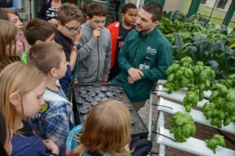 Students gather to receive instructions during the Farmer for a Day field trip. Photo courtesy Doreen Simonds, Waterford ISD.