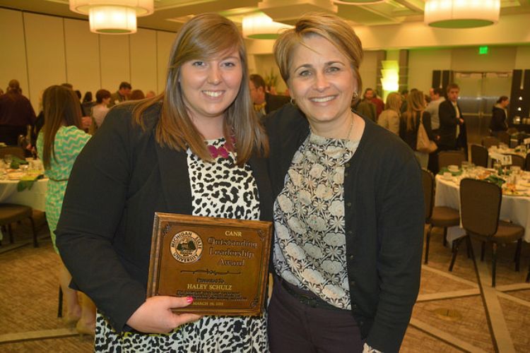 Haley Schulz and Dr. Kelly Millenbah, CANR Honors Banquet 2015