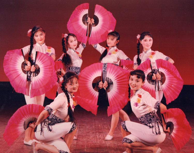 Chengdu (China) Music and Dance Theater Troupe.