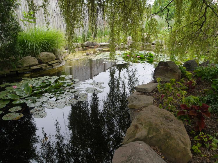 Spring is here, use GREAT STUFF® Pond & Stone to help in your creation of  outdoor water features …