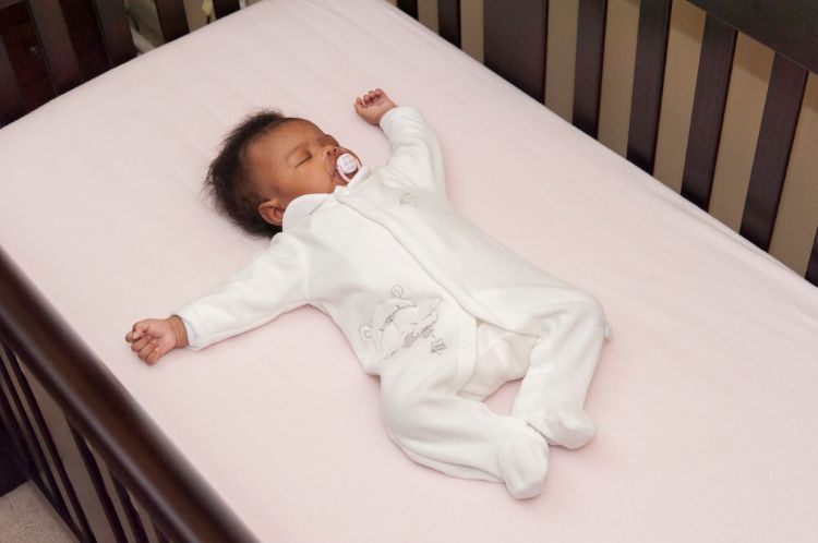 Infant will not sleep in crib 2025