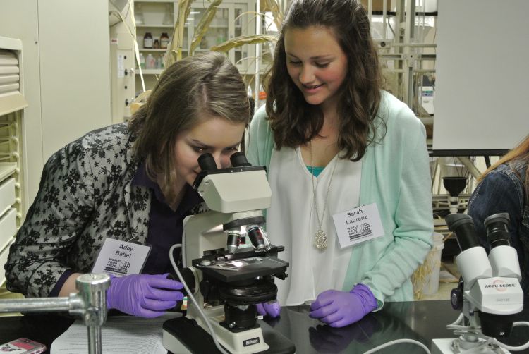 Youth participants at the 2017 World Food Prize Michigan Youth Institute. Photo by MSU College of Agriculture and Natural Resources.