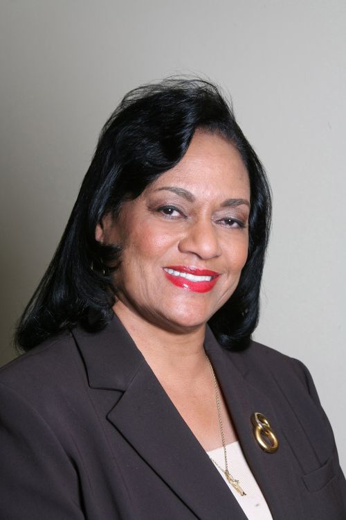 Sheila Wade Kneeshaw, of Detroit, was elected to a two-year term as vice president of the Michigan 4-H Foundation board of trustees at its October board meeting.