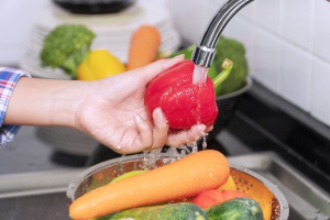 Does washing foods make them safer?