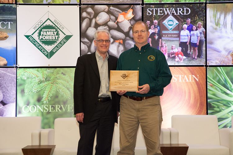 The American Tree Farm System awards Mike Smalligan with the 2017 National Leadership Award.