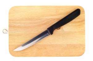 Building confidence in your junior chef: Kitchen knife skills