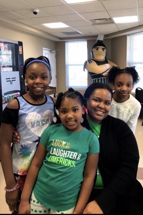 Clemons with members of the Friendship 4-H Club.