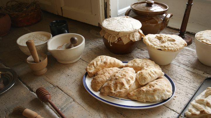 Make Your Own Vegetable Filled Michigan Pasty Msu Extension