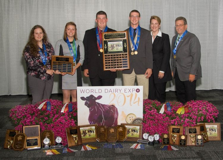 Participants of the 2014 4-H Dairy Judging Team at World Dairy Expo displaying the great rewards of partaking in animal judging activities.