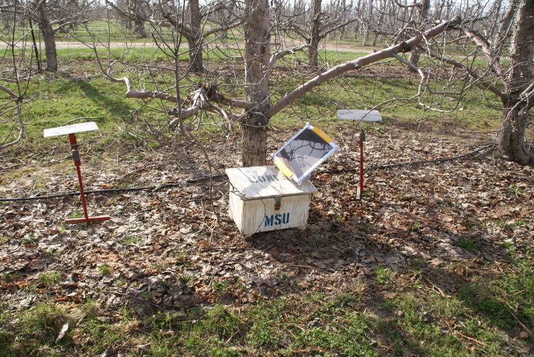Scab monitoring equipment