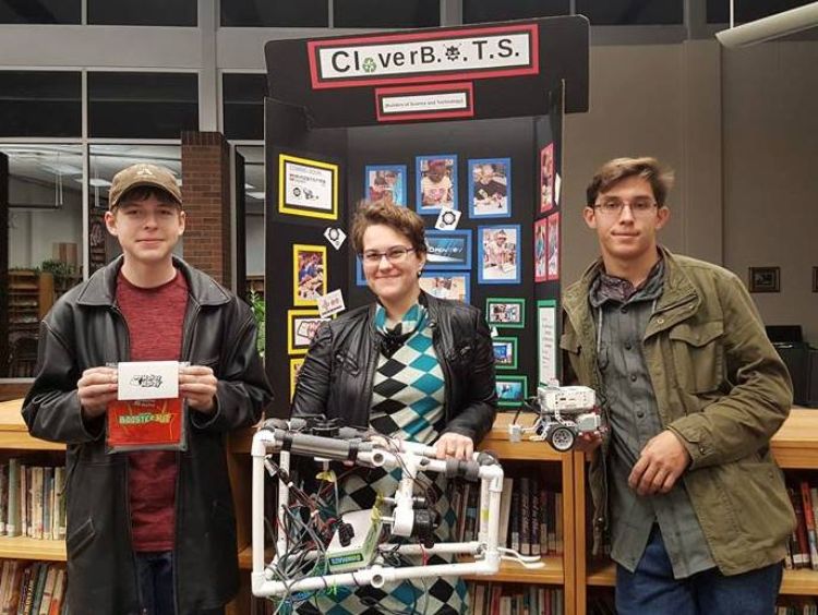 Quinn Kelley, Zoe Bungart and Daniel Graber at a recent presentation at one of the local service groups. Image courtesy of Shari Graber.