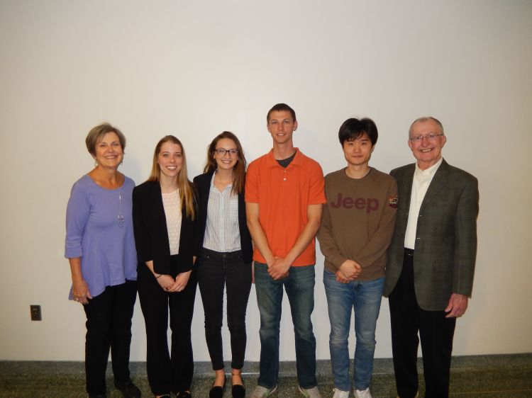 Photo of Team Hope with Schoenl family.