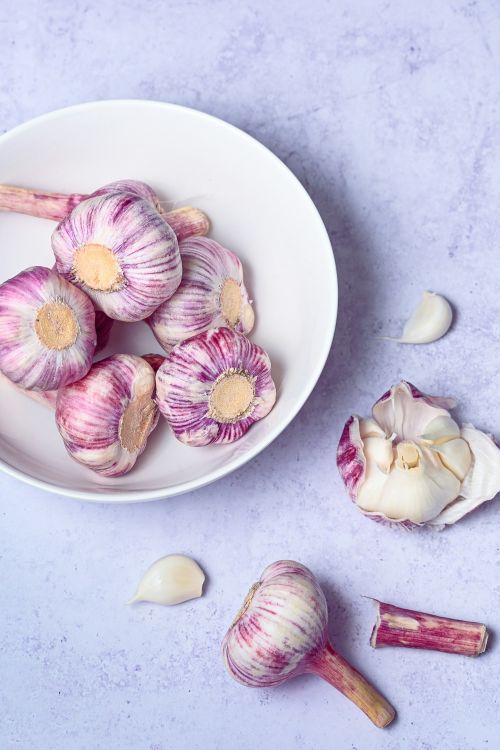 A bowl of garlic.