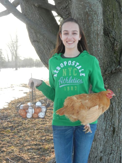 4-H teen spreads EGGcellence in her community - 4-H