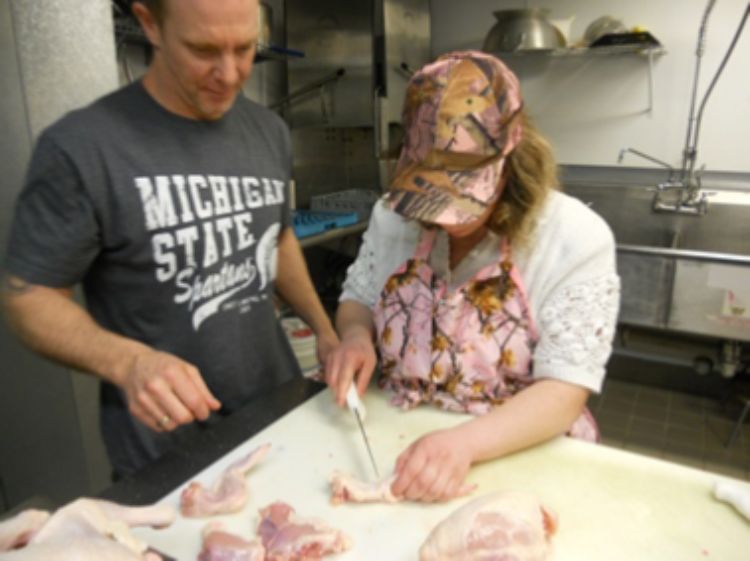 Chef Scott Schroeder of Scill’s Grill and Chef Tony Friday of Wood Winds volunteered their time to instruct Cooking Matters participants.