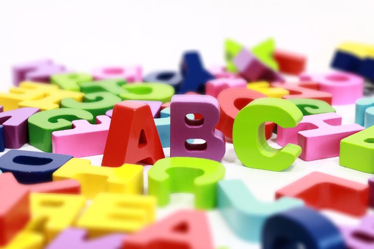 There are a variety of ways to help your child make friends with the alphabet. Photo credit: Pixabay.