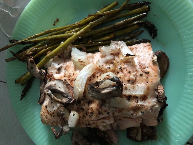 Fish and asparagus