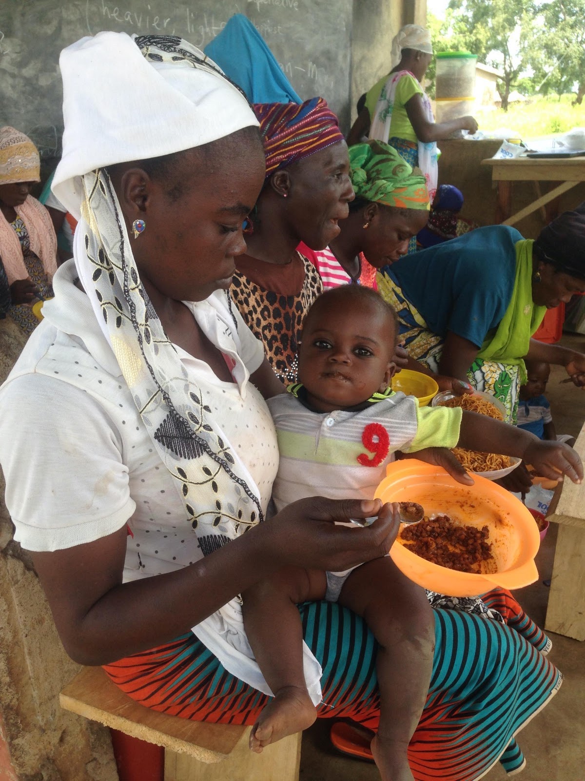 woman_holding_child