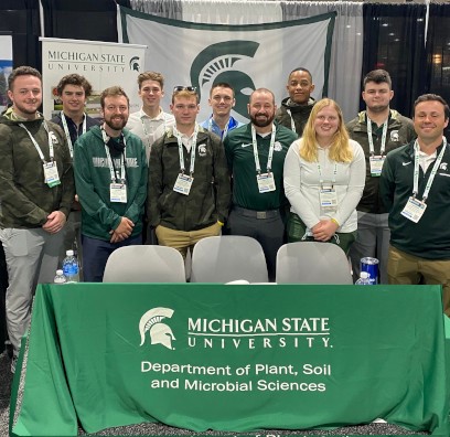 MSU Turfgrass Club Booth With Members of Club
