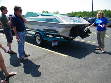 Clean Boats, Clean Waters boat cleaning demonstration.