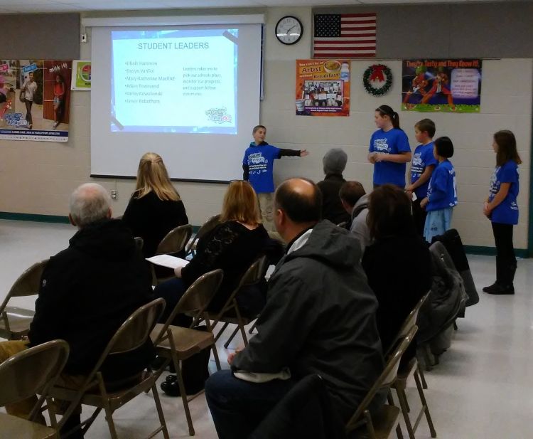 The Frankfort Elementary School student team presents their involvement with Fuel Up to Play 60 | Photo by Caitlin Lorenc