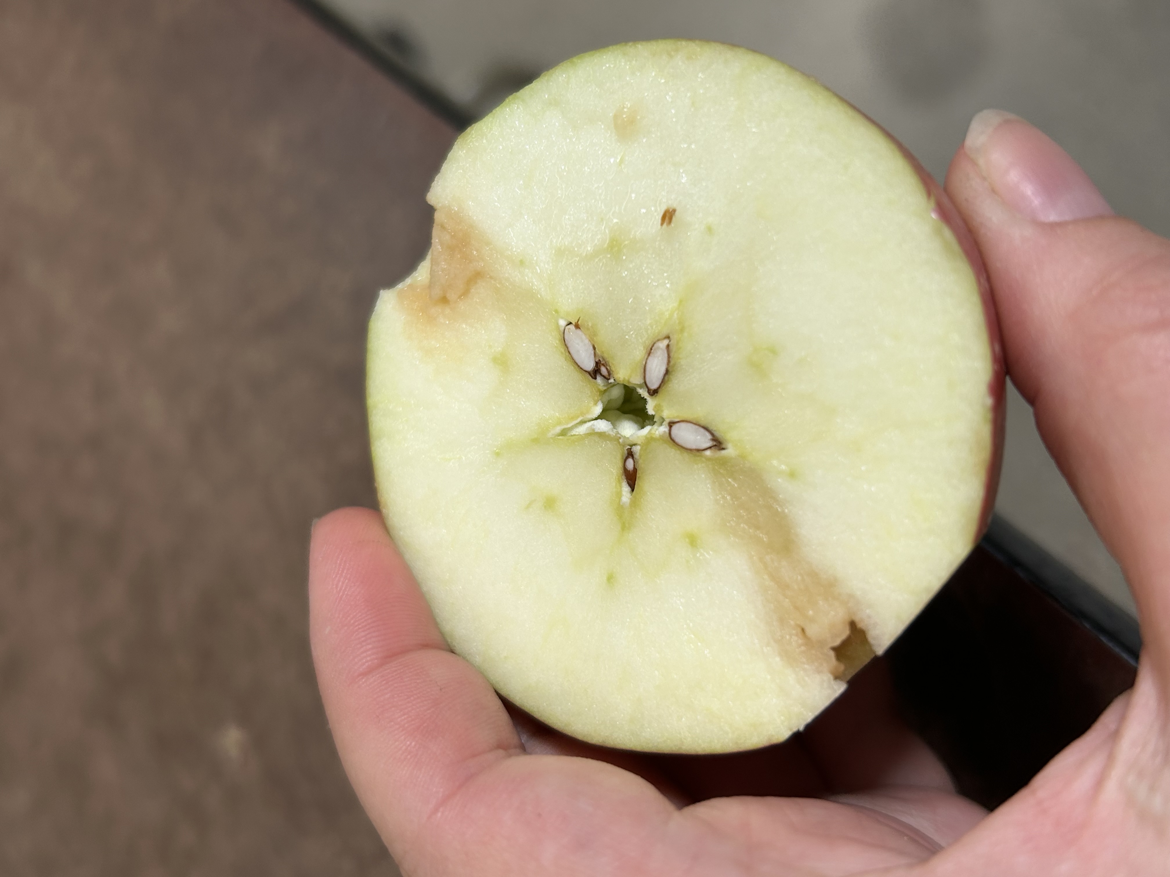 Apple with white callus